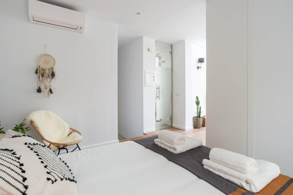 Tgh/ Malaga Center Western Style Ngoại thất bức ảnh